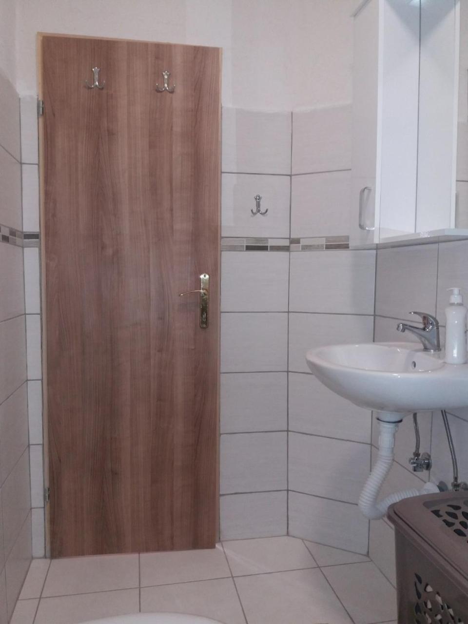 Apartman Donji Kraj Apartment เซทินเจ ภายนอก รูปภาพ