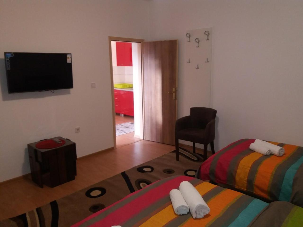 Apartman Donji Kraj Apartment เซทินเจ ภายนอก รูปภาพ